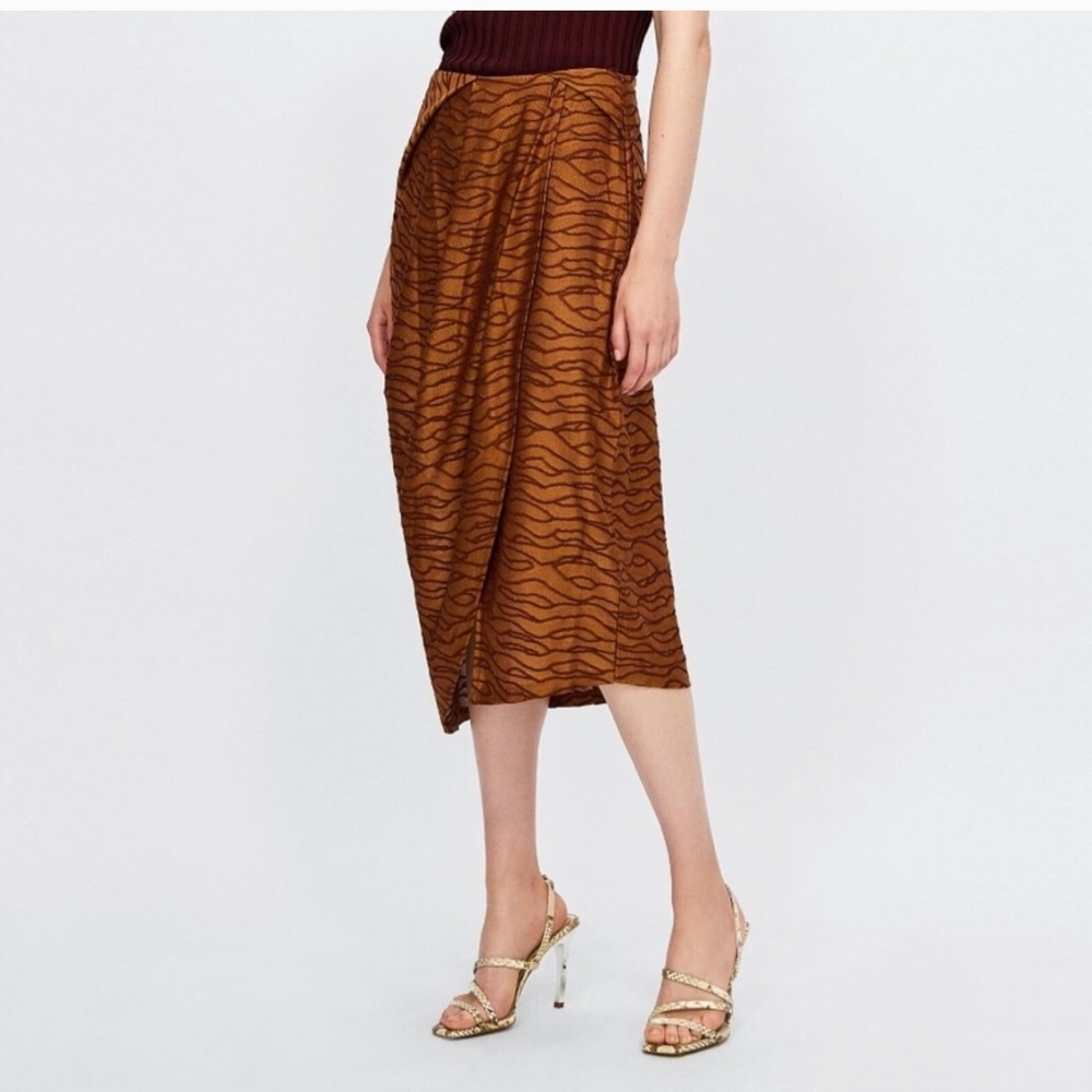 NWT Zara Pleated Wrap Skirt Size Large